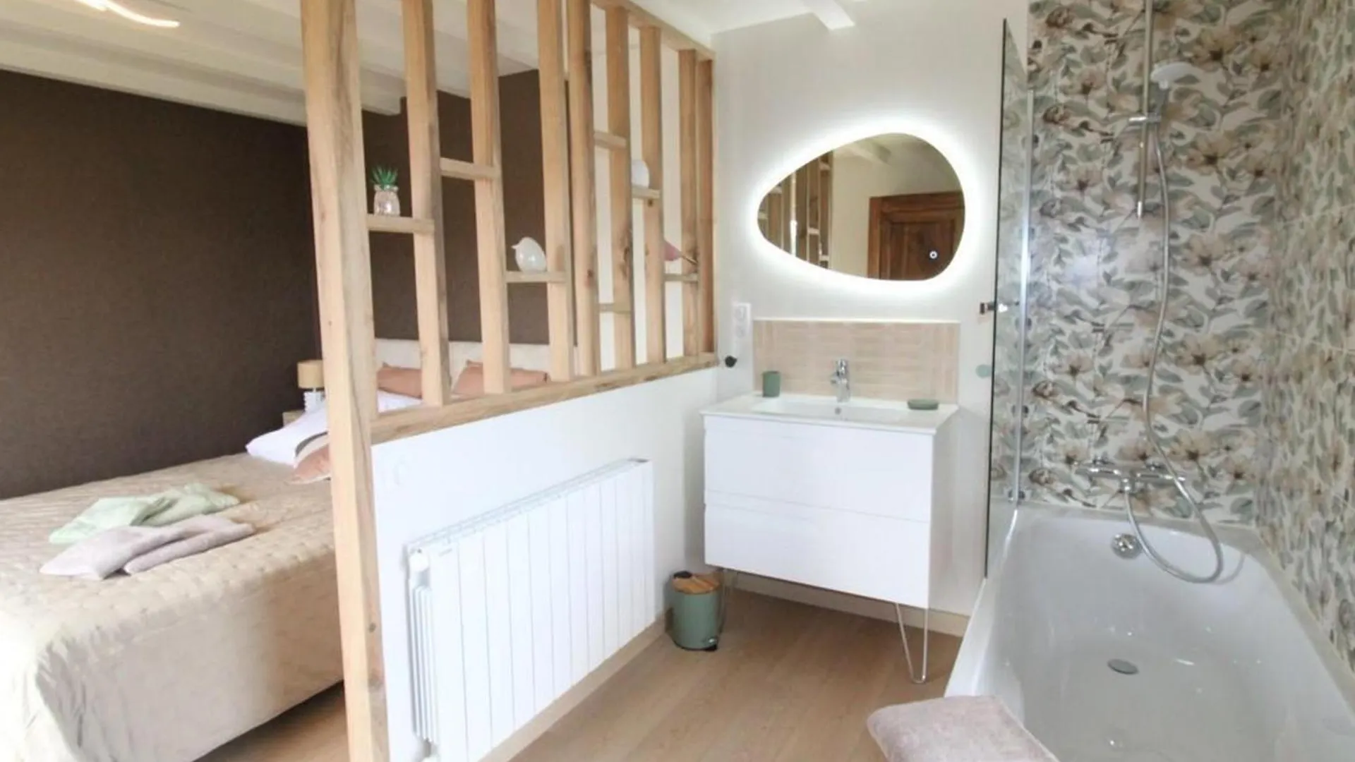 Holiday home Maison De Charme Avec Spa Privatif Et Terrasse Pres De Maurs - Fr-1-742-573